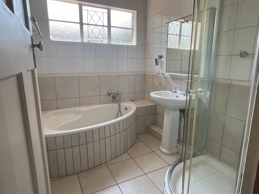 5 Bedroom Property for Sale in Westdene Free State